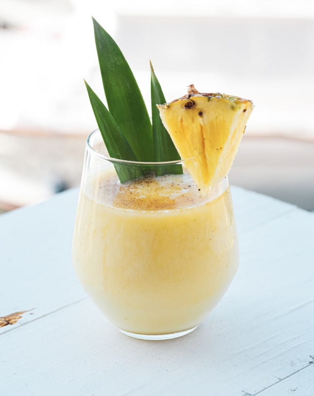 pineapple fennel ginger smoothie