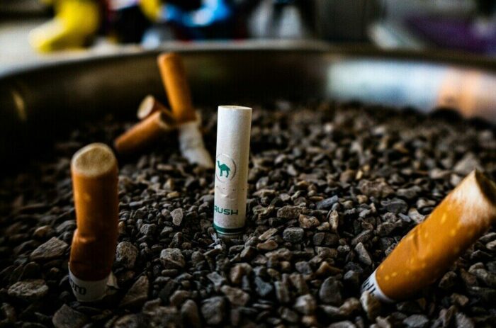 Image of a smokers ash tray demonstrating breaking bad habits